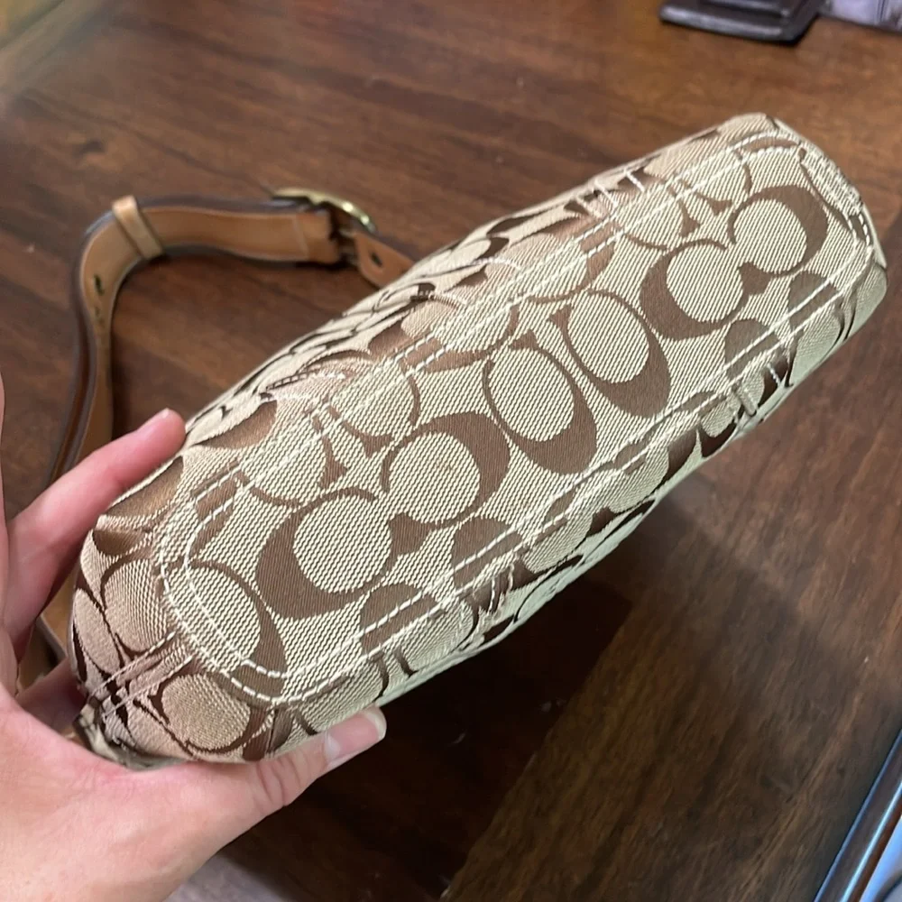Coach Signature Brown Shoulder Bag